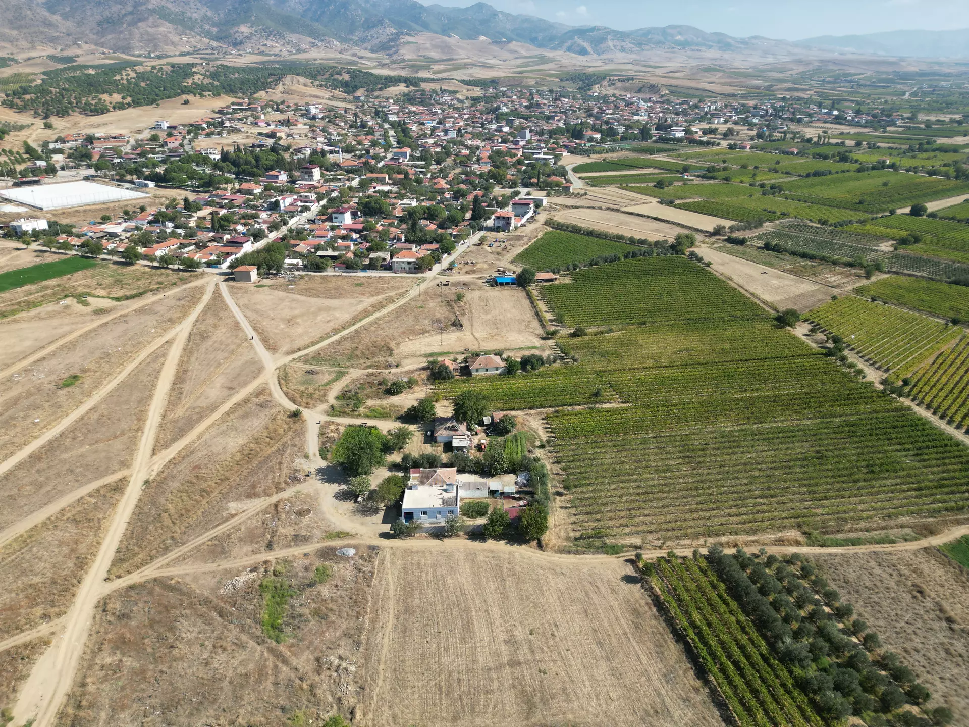 Gayrimenkul, Sındırgı, Kırsal Kalkınma, Yol Çalışmaları, Güvenilir Hizmet