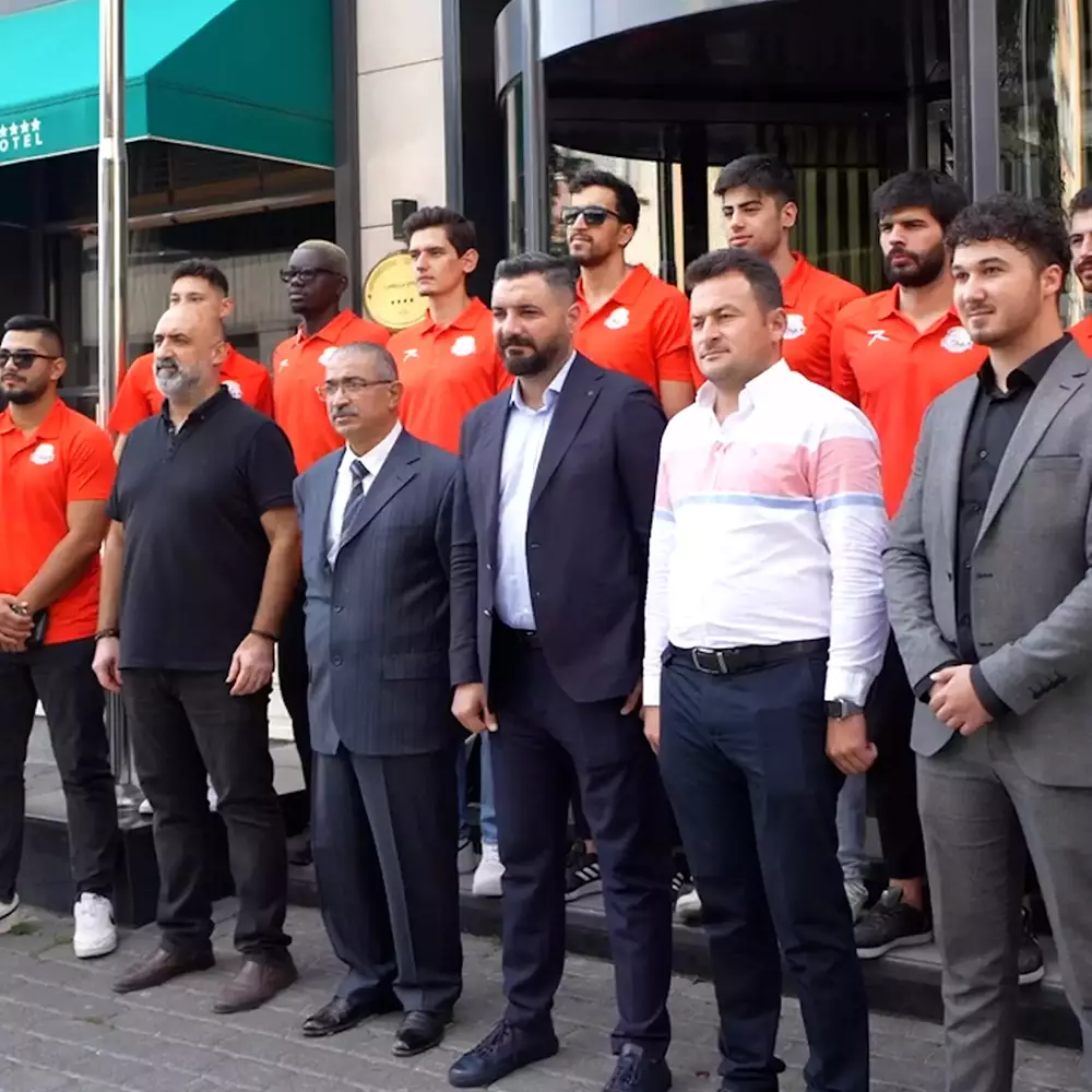 Bereketli Topraklar’dan Mihalıççık Belediyesi Hentbol Takımı’na Destek