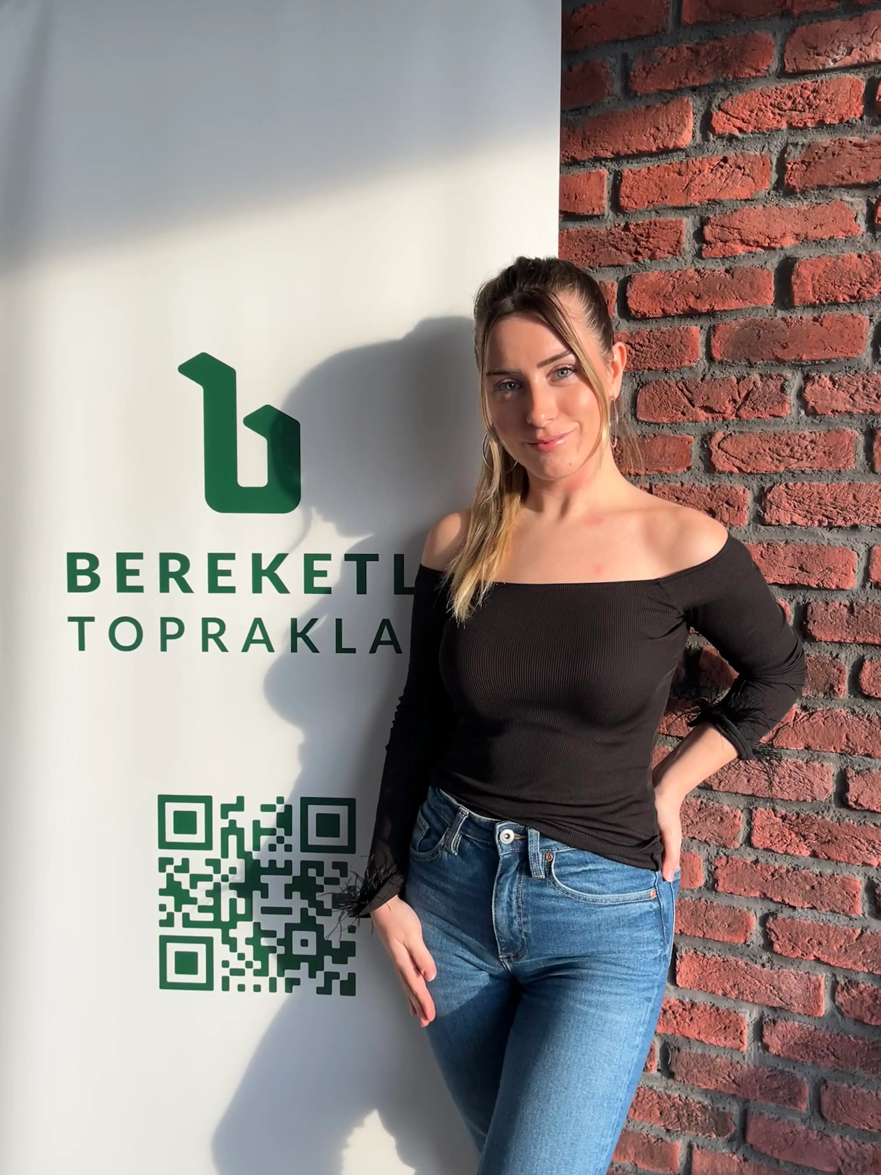 Sümeyye Atış Profil Fotoğrafı