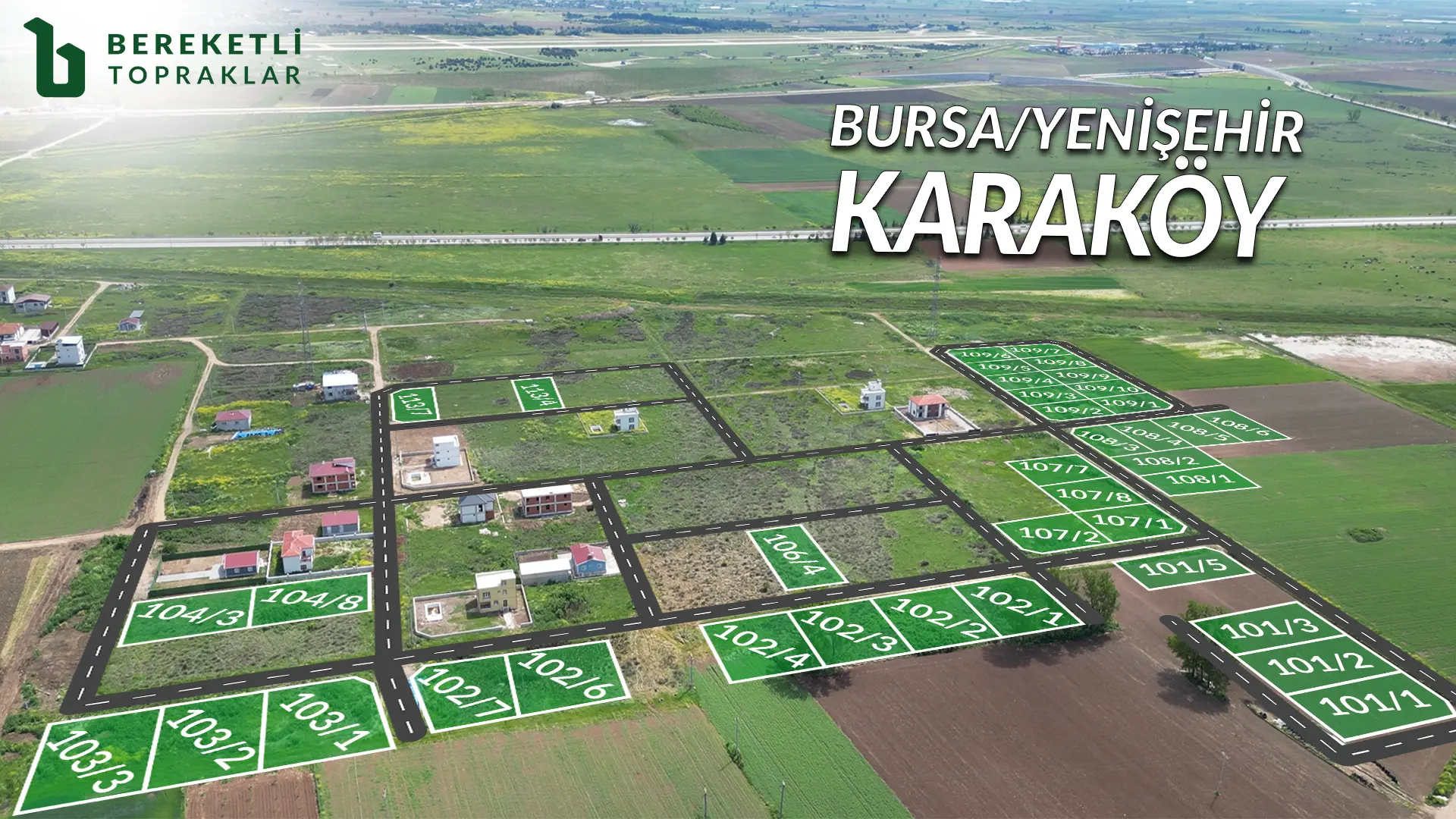 Karaköy'deki imarlı arsaların, yeni yüksek hızlı tren (YHT) projesi hattına olan yakınlığını gösteren kuş bakışı fotoğraf.