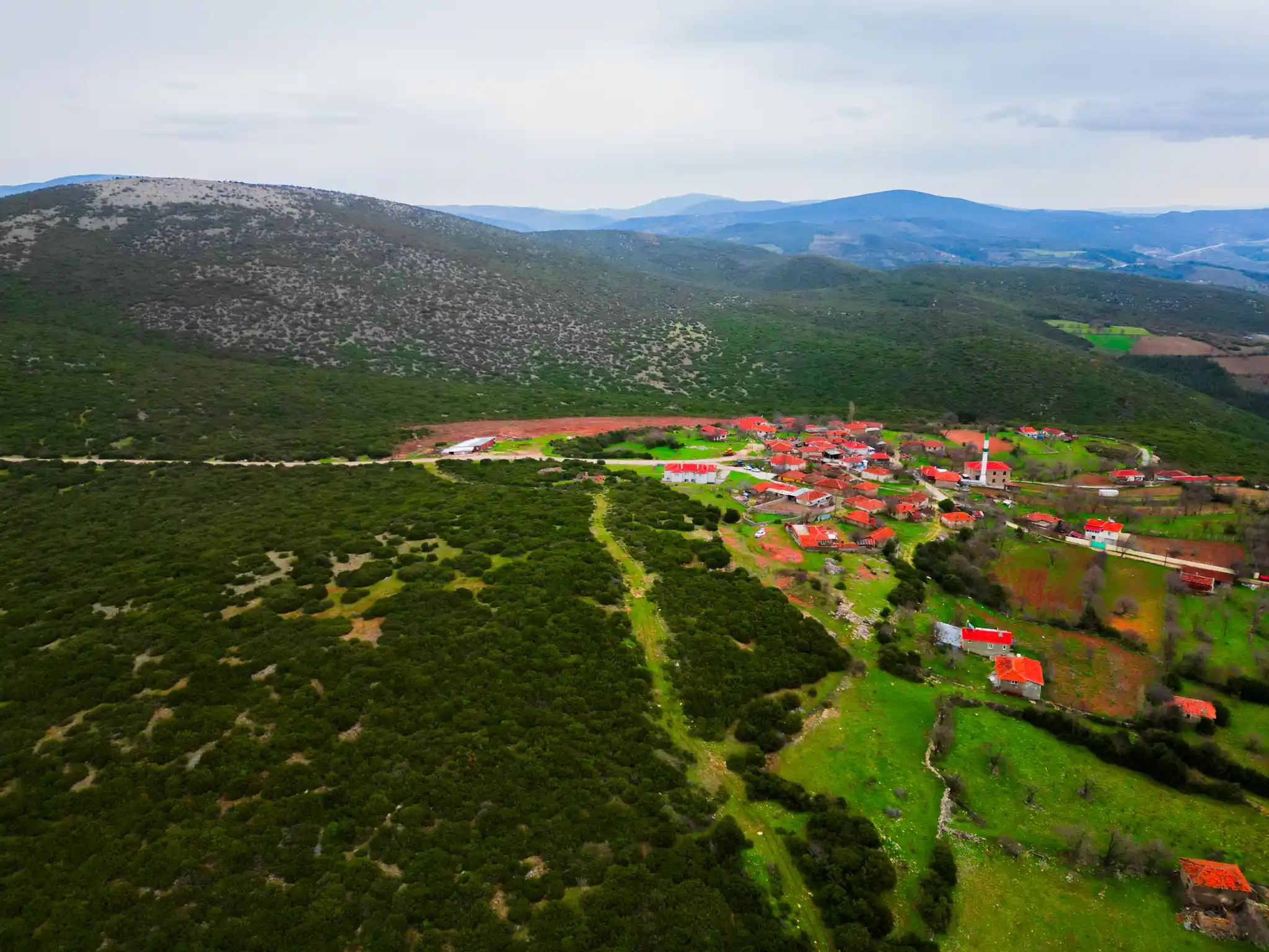 Balıkesir Kepsut Göbel bölgesinde konut imarlı müstakil parsel